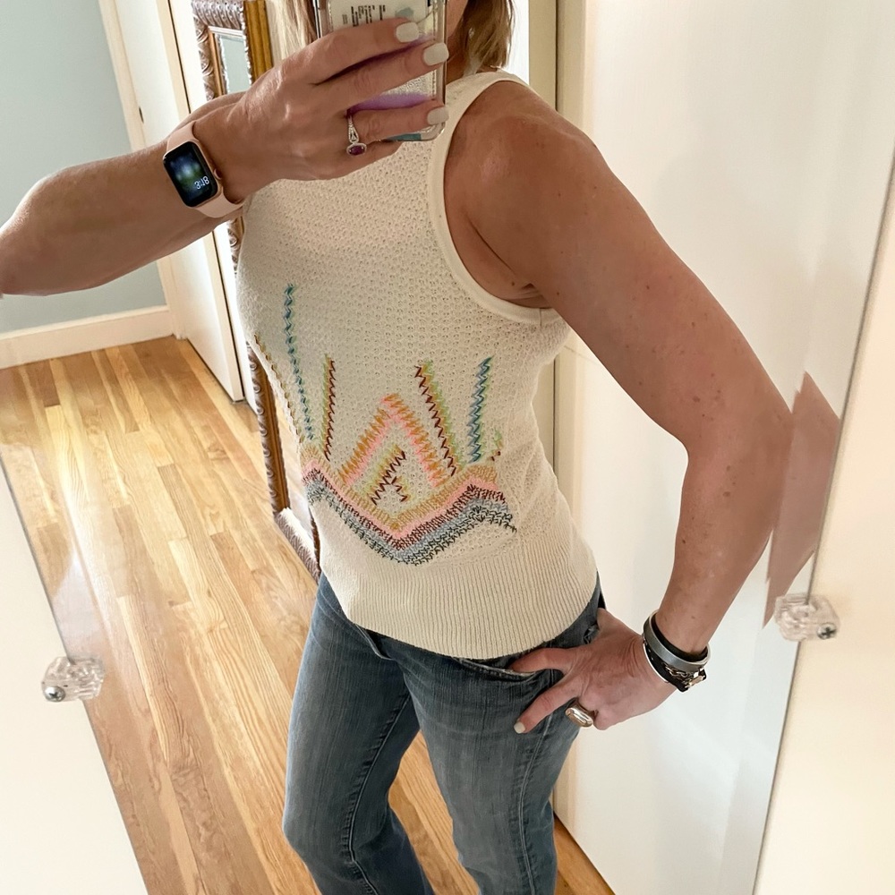 Anthropologie Sunrise Embroidered Sweater Tank – XS – NWT – Ivory Rainbow Knit - Picture 7 of 13